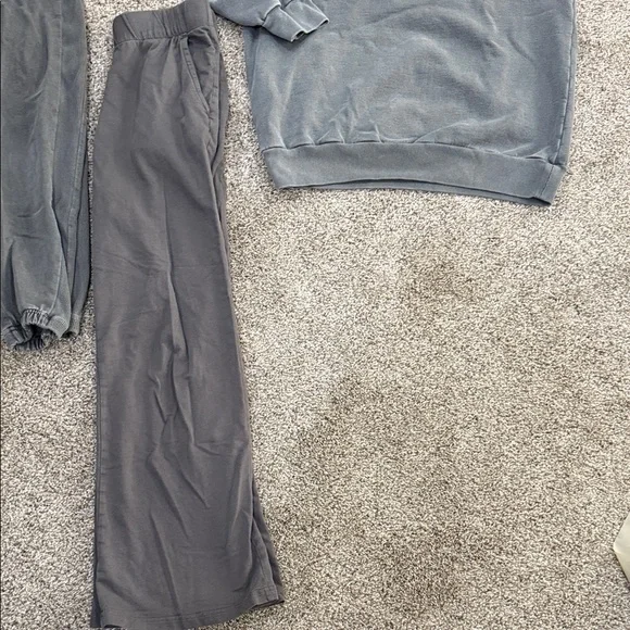 Talentless Gray Sweatshirt and Joggers Set - Picture 4 of 7
